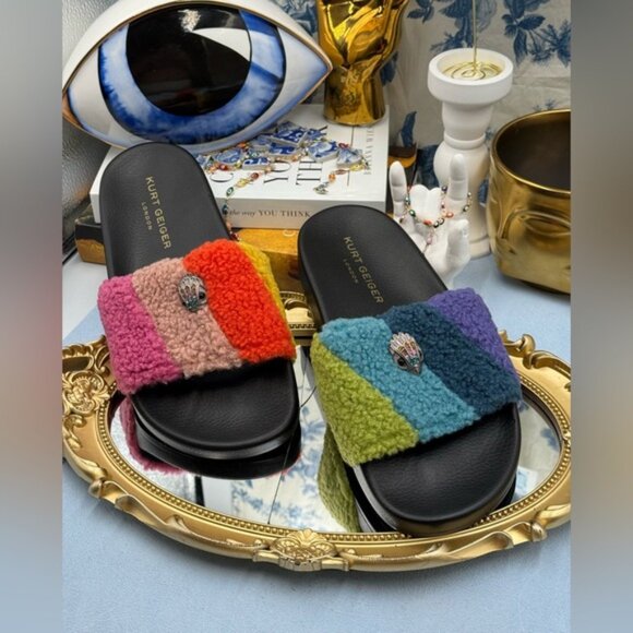 🆕 KURT GEIGER LONDON 🧿 NWOB Meena Teddy Slide, Rainbow Sherpa - Sz 38.5 US 8 - Picture 4 of 13